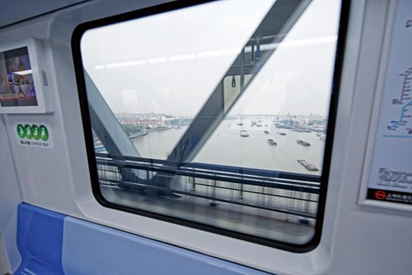 乘着地铁看浦江！ 上海轨交全网首条“江景线”即将登场