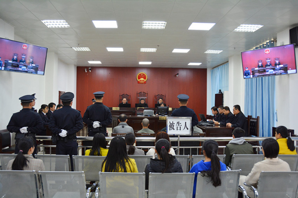 兴业县城人口_沂南县城人口分布图(3)