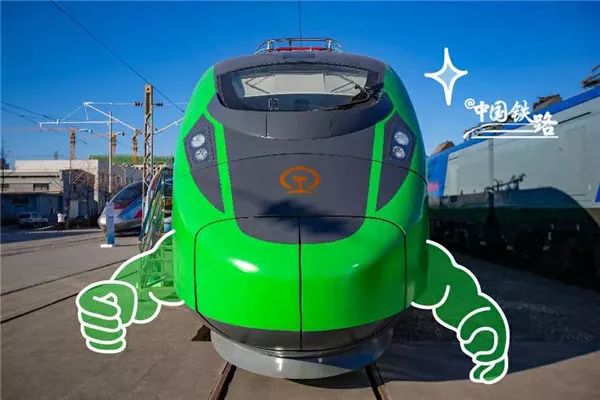 官宣!“绿巨人”“火车侠”即将从昆明出发!