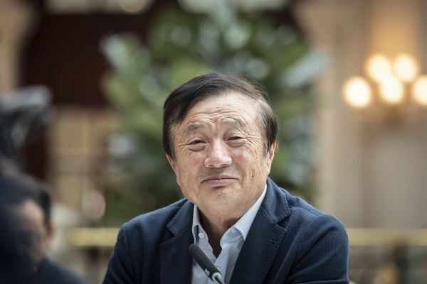 华为创始人兼首席执行官任正非(视觉中国)