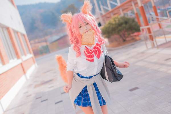 韩国小姐姐Cos《FGO》制服玉藻前 搞怪卖萌,翘臀诱人