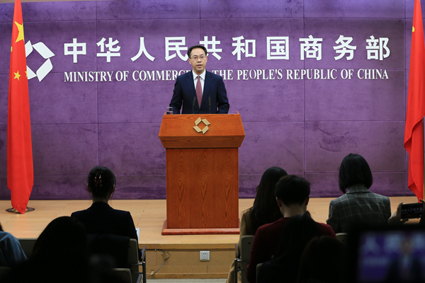 来源:商务部官网 商务部发言人高峰。来源:商务部官网