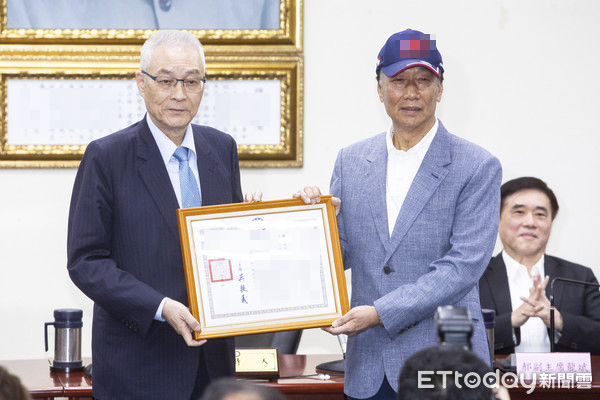 郭台铭投身2020大选 鸿海:营运由专业经理人负