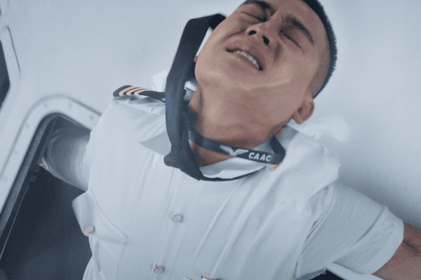 《中国机长》原型人物：200多天后，川航机组再次起飞！