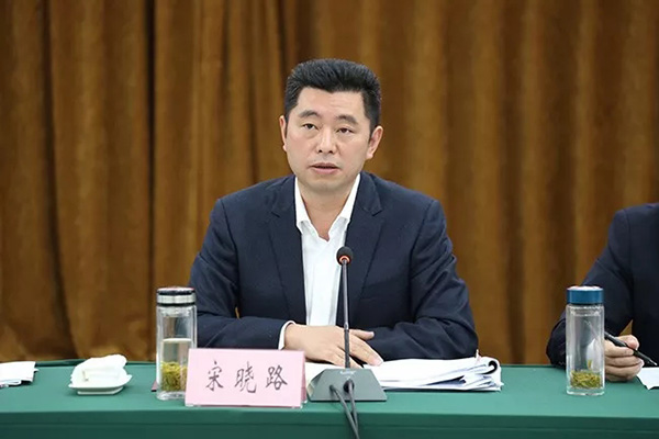 必赢bwinapp官方下载,5选1你最希望自己的女儿将来成为《欢乐颂》里的谁?看看大家都选的谁