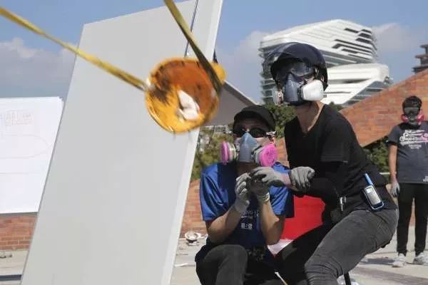 「注册就送币手机牛魔王」本市出现入秋以来最强大风