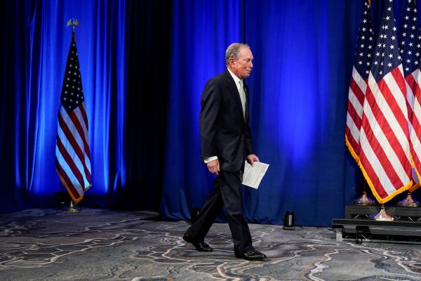 当地时间2019年11月25日,美国诺福克,美国前纽约市长布隆伯格正式参选2020总统选举民主党初选。 来源:视觉中国