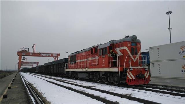 今年首趟返程中欧班列抵汉 节前大量欧洲食品将进入超市