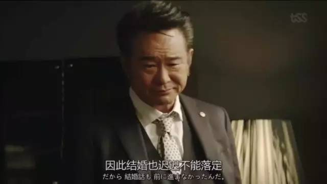 在搜查有明确进展的时候，他也能够坐下来好声好气地与科搜研讨论。