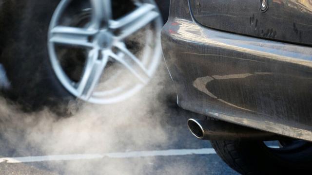 欧盟指控德国车企排放技术垄断 宝马或遭巨额罚款