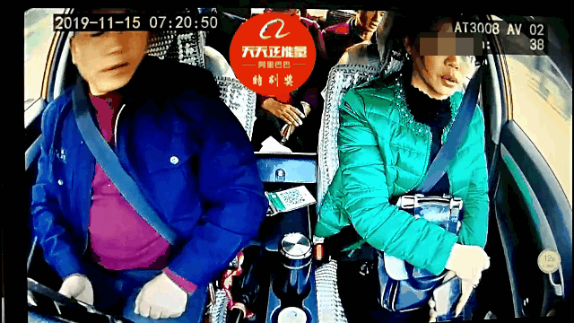 一场“医托”精心设周恩来的图片的局 “的哥”
