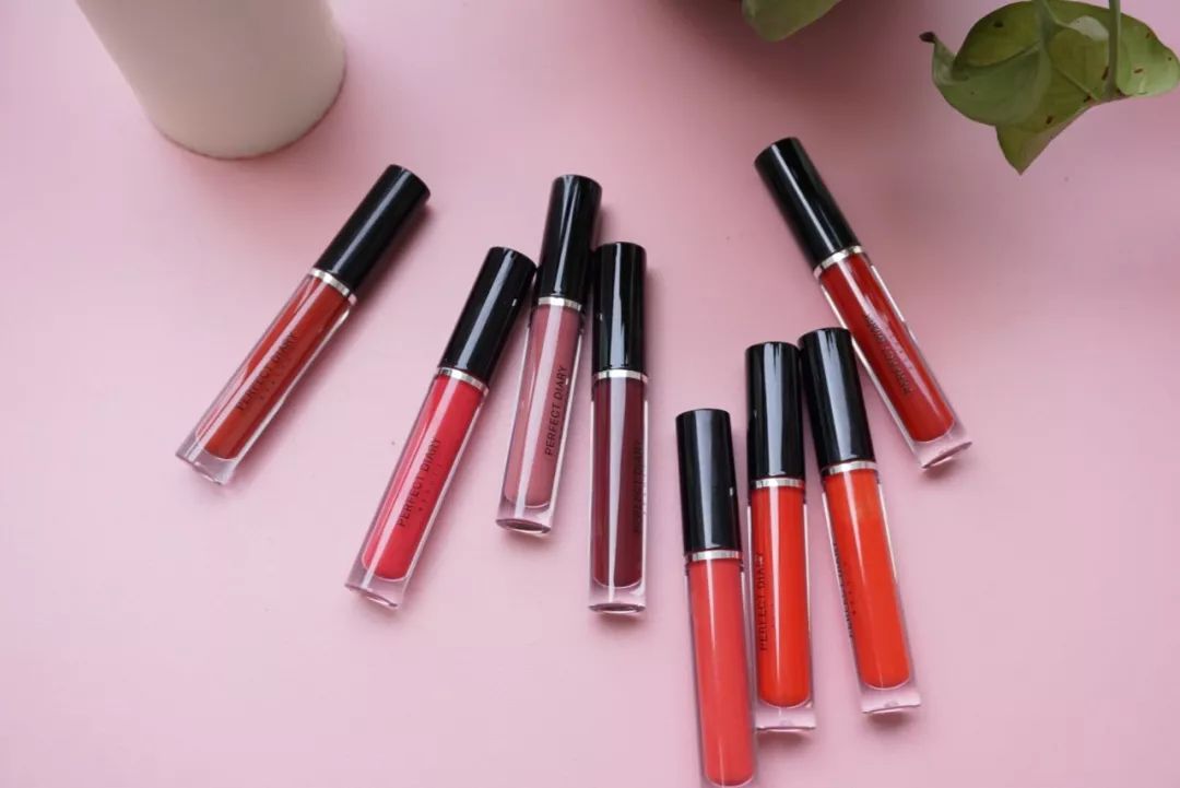 南韩顶级女星车祸现场!宋慧乔雪莉纷纷踩坑,只