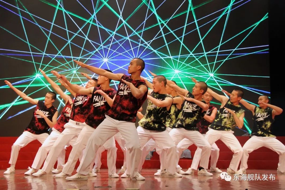 文艺汇演嗨翻军营,水兵呈献一大波视听福利!(附精彩视频)