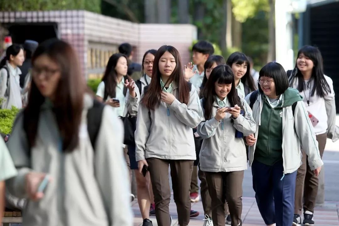 头条 | 这次,台独要对孩子们下手了!