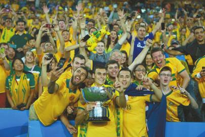 大洋洲球队拿了亚洲杯冠军|亚洲杯|澳大利亚|冠