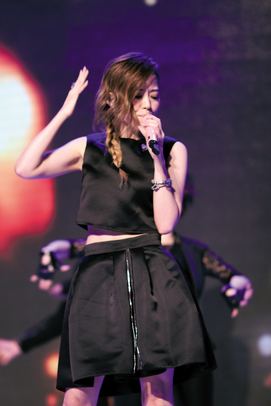 张靓颖我是我的简谱_我不再张靓颖钢琴简谱(3)