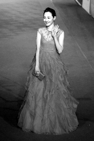 白百何直指有女星黑她|白百何|微博|网友