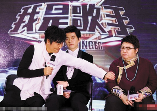 洪涛微博发飙 不换歌,就换人 洪涛微博发飙 不换歌,就换人