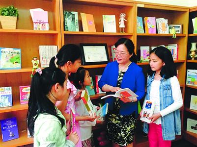 秦文君:一定要从小培养文学的阅读|孩子|文学|秦