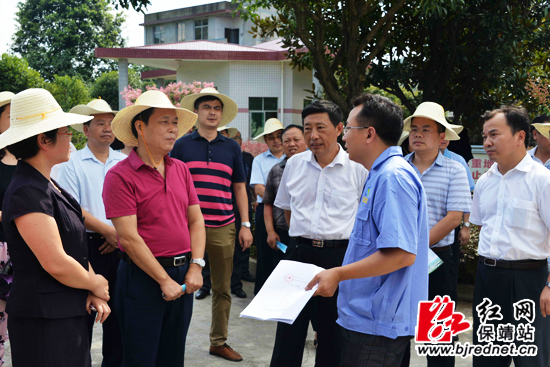 省人大常委会水污染防治法执法检查组深入保靖