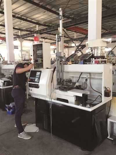 着力推进中国智能装备制造发展|公司|机器人|江苏省