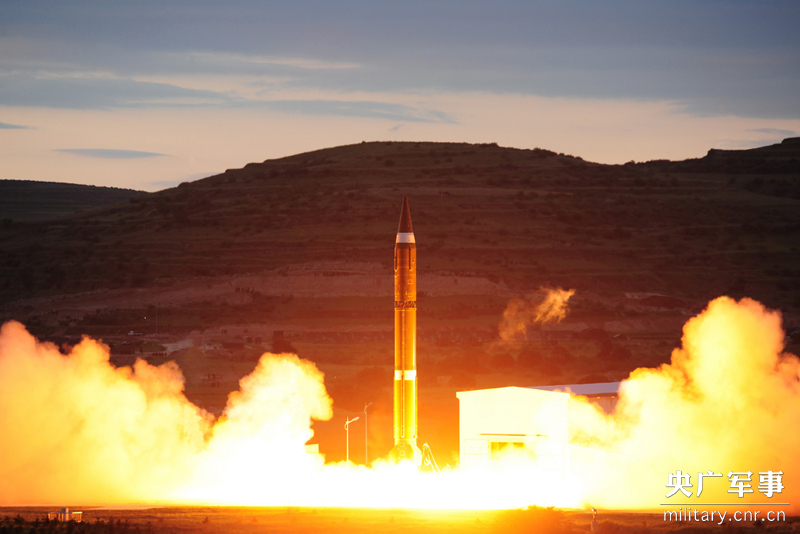 日媒:中国全方位挑战美军 导弹项目威胁巨大|中