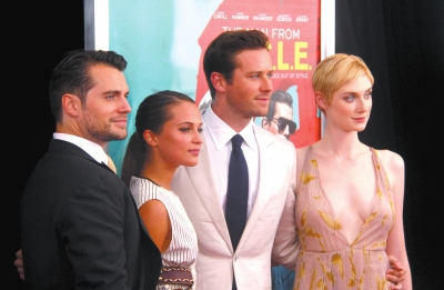 亨利·卡维尔变身秘密特工