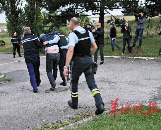 6月大婴儿遇害 凶手疑似醉酒|婴儿|枪击事件