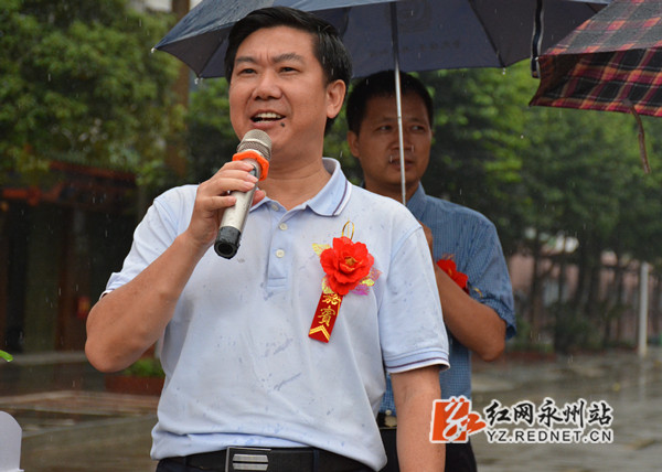 周文君 通讯员 任泽旺)8月28日,位于江永县城永阳路的江永县电商街