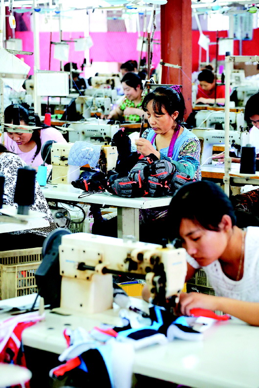 国内六成滑雪手套都是嘉祥产