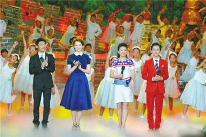 历史不能忘记央视《开学第一课》讲英雄故事|