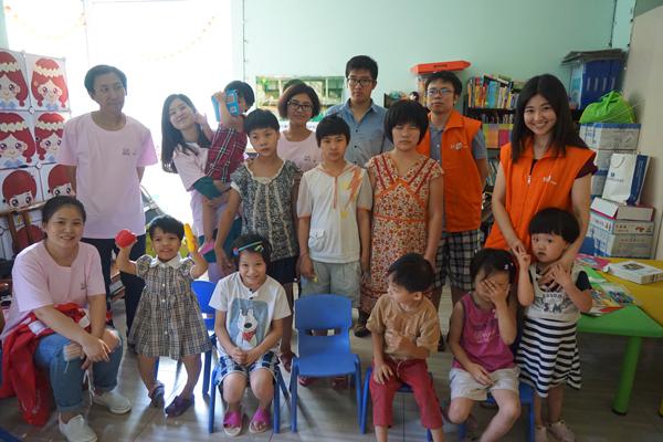 爱心在行动,51YOU志愿者走进365晨光宝贝之