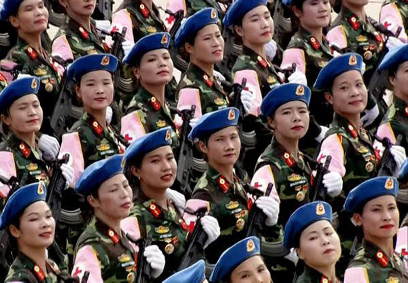 越南约三万人参加国庆70周年阅兵(组图)|越南|阅兵_新浪新闻