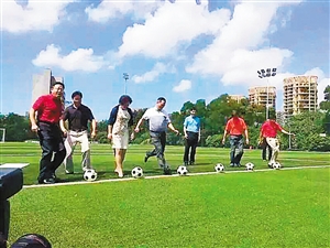 在大中城市投资建足球场|大中城市|足球场|足球