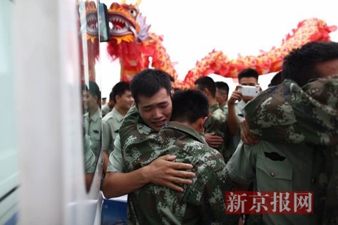 首批夏季征兵义务兵退伍|战士|首都机场|战友