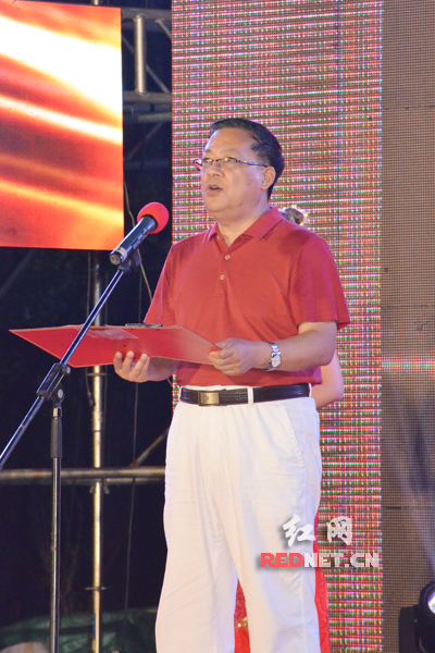 5中国衡阳燕京啤酒文化节开幕 啤酒美食嗨吧持