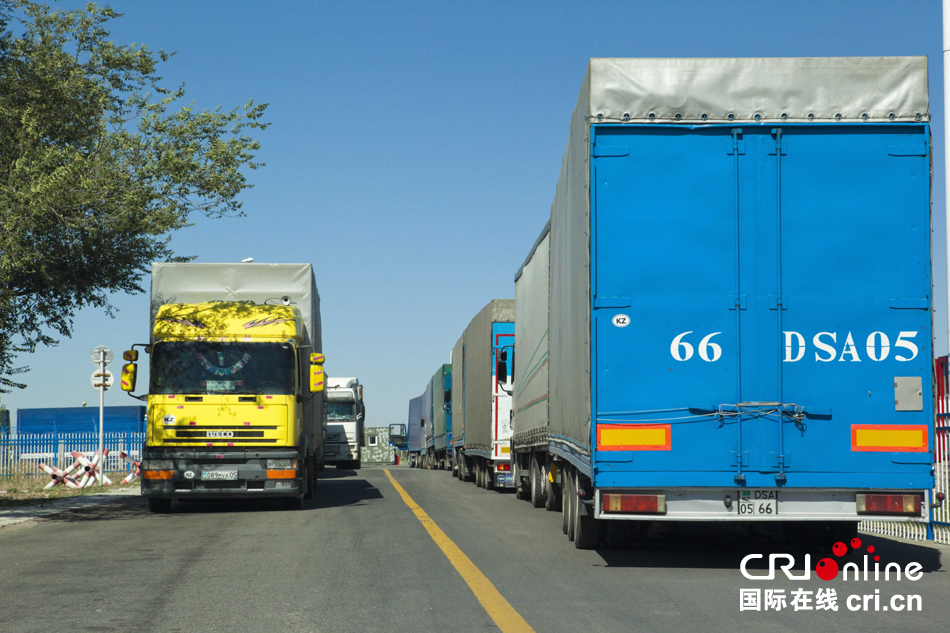 霍尔果斯口岸:四位一体的国际综合交通枢纽(