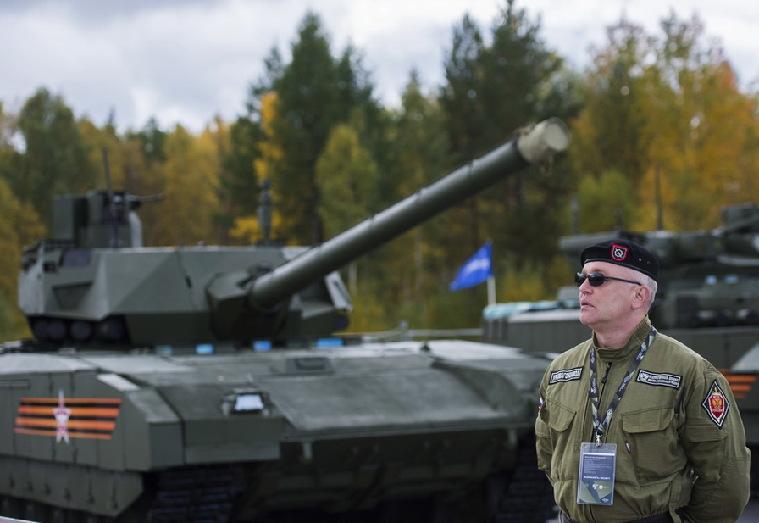 俄大规模军演严防中亚危机 普京将亲自观摩演