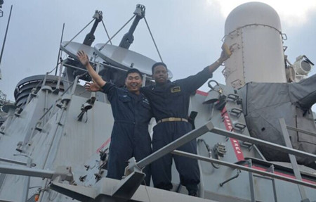 美华裔移民称参军开启人生新机会:薪资福利优