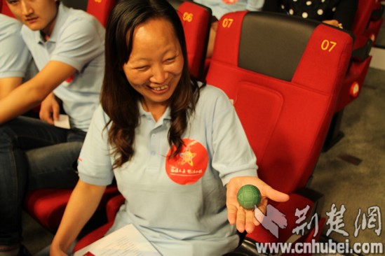 湖北彩民组团赴京观摩体彩开奖 称开奖过程很