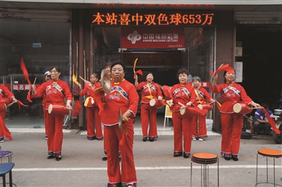 南京彩民守号一年多中双色球653万元|双色球|