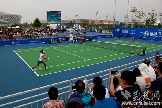 sfzc-fxieymh0123358.jpg