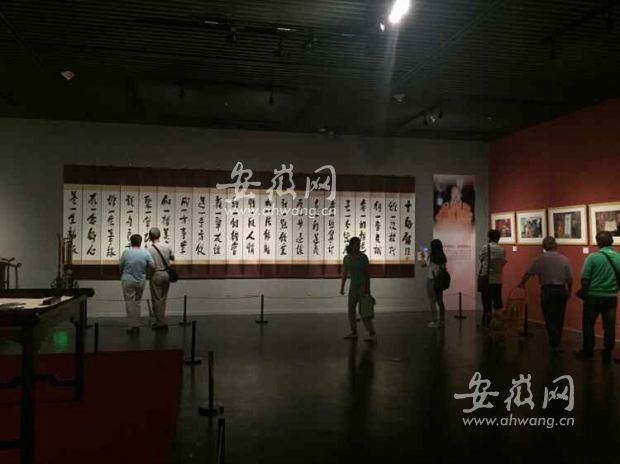 星云大师一笔字书法展今日开展 心无碍禅意浓