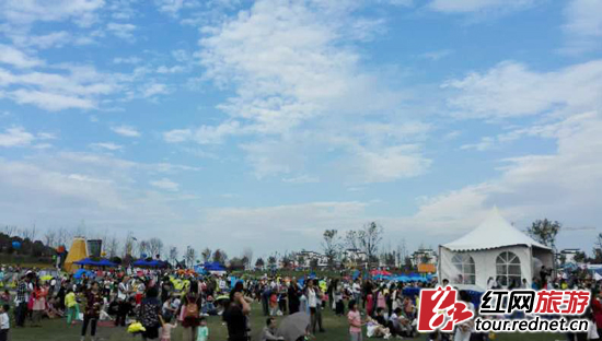 国庆第三天长沙旅游收入近9亿 乡村游迎小高峰