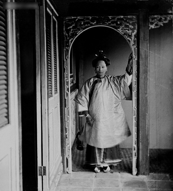 老照片:英国摄影家约翰·汤姆森拍摄的老广州