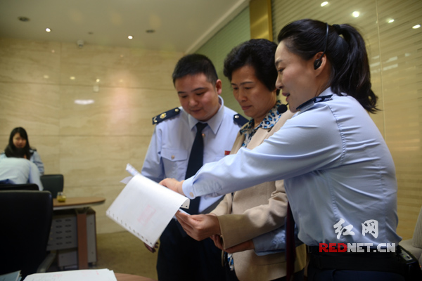 湖南地税金三系统上线 首日办理业务逾3万笔