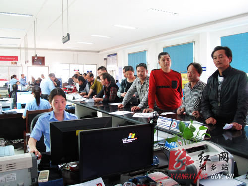 湘乡推行摩托车带牌销售 省钱省事获好评|摩