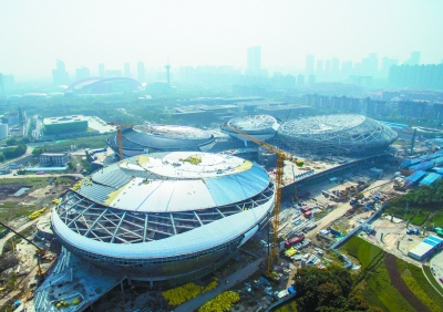 江苏大剧院 四水滴主体完工