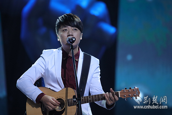 好声音新科冠军张磊看淡争议 16日凯旋切磋