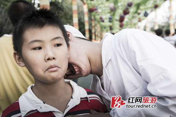 株洲方特开启万圣节之夜 园内百鬼横行(图)|万